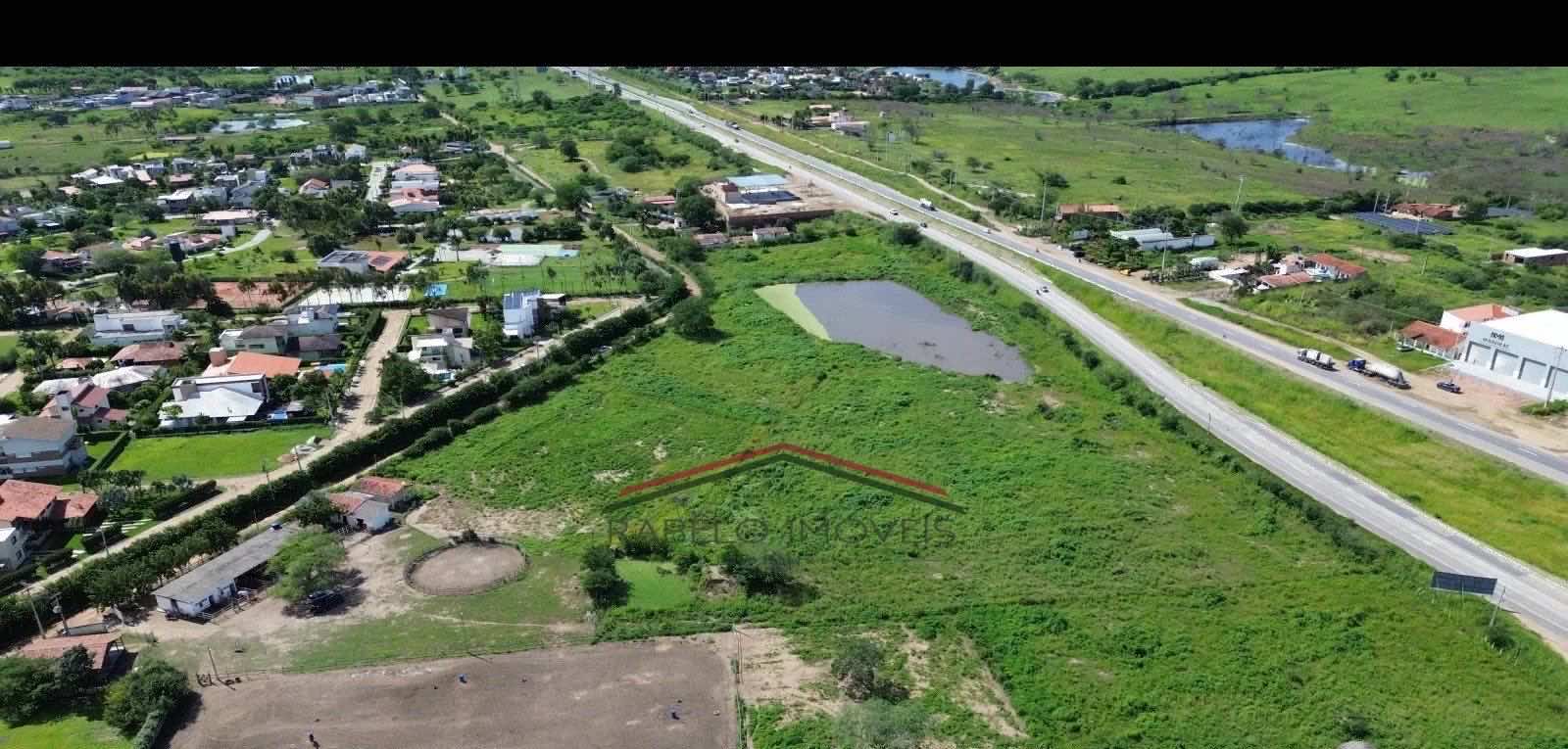 EXCELENTE HARAS COM 4.28HA AS MARGENS DA BR 232 EM GRAVATÁ em Gravatá