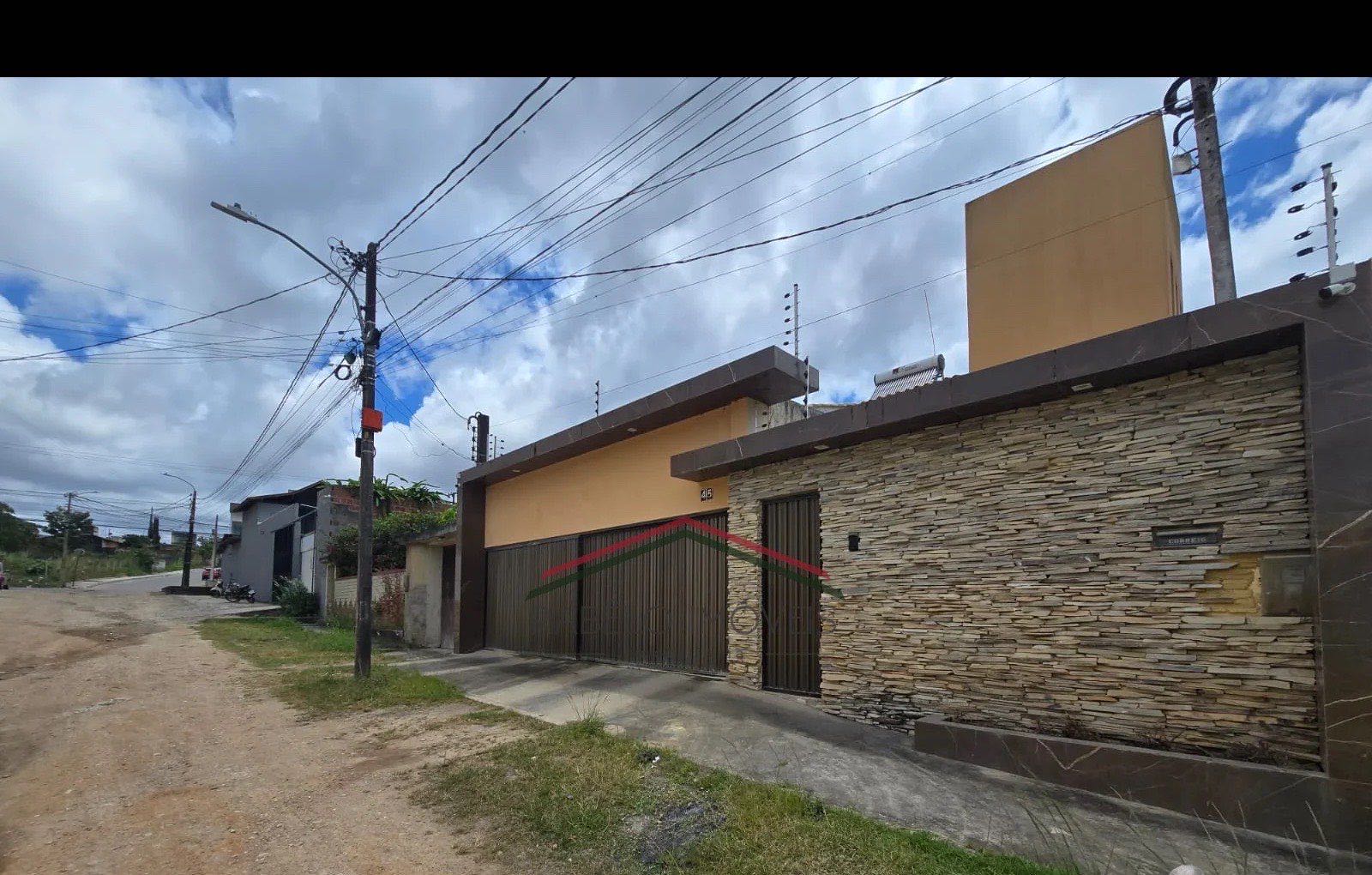 Casa fora de condomínio em Gravatá em Gravatá