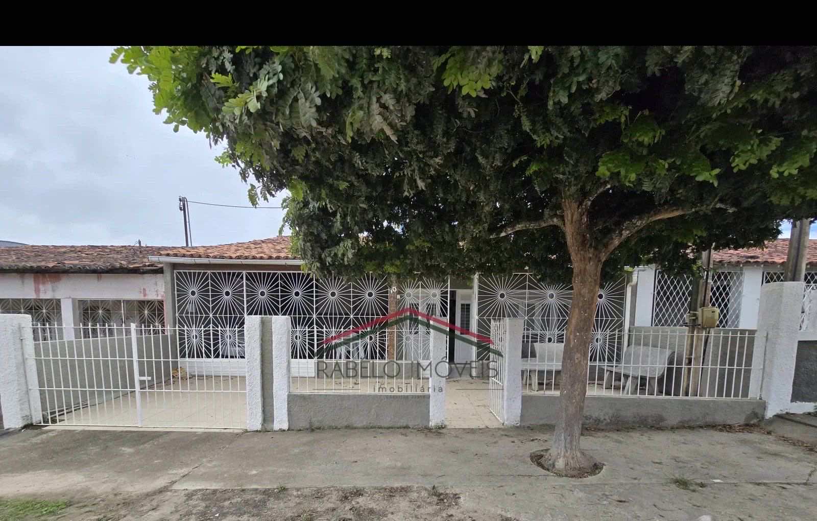 Casa fora de condomínio em Gravatá em Gravatá
